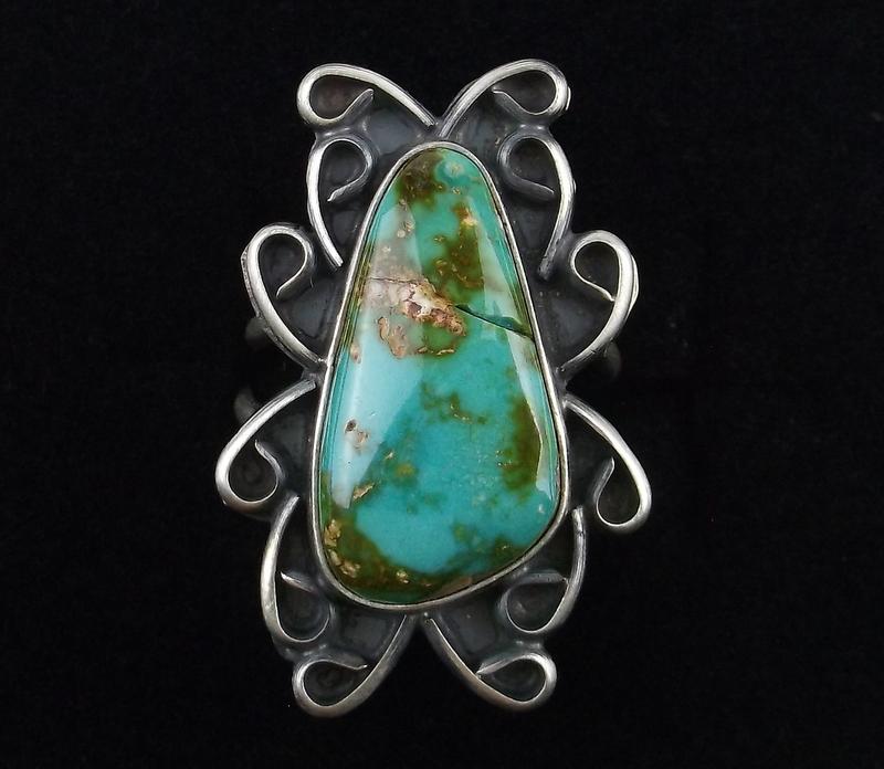 Navajo Betta Lee Sterling Pilot Mt Turquoise Ring 8.5 (1 of 2)