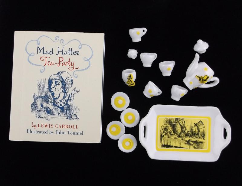 New Porcelain Alice In Wonderland Mini Tea Set (1 of 2)