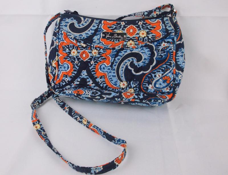 Mint Vera Bradley Crossbody Handbag Purse: Mint Condition, In Like New Condition, Perfect