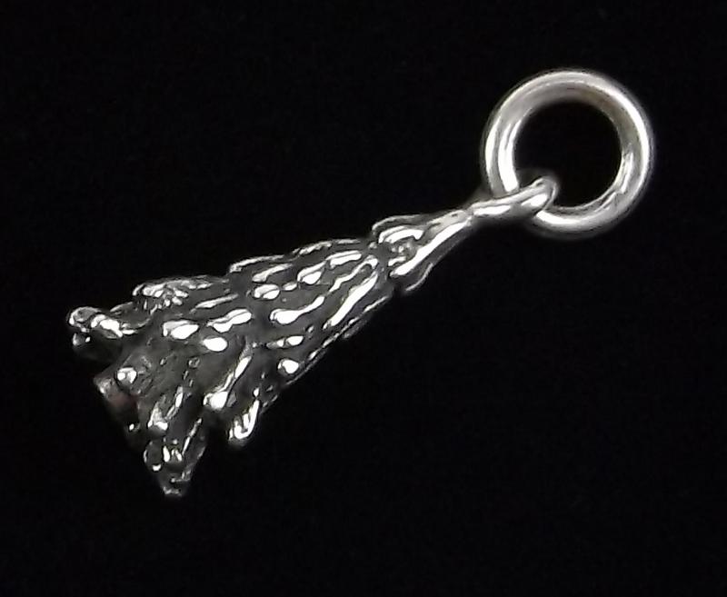 Mint Vintage Sterling Silver Christmas Tree Pendant (1 of 1)