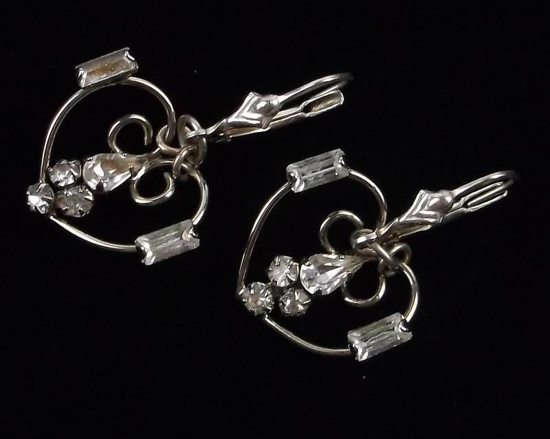 Mint Vintage 1960s Sterling Silver Drop Earrings (1 of 2)