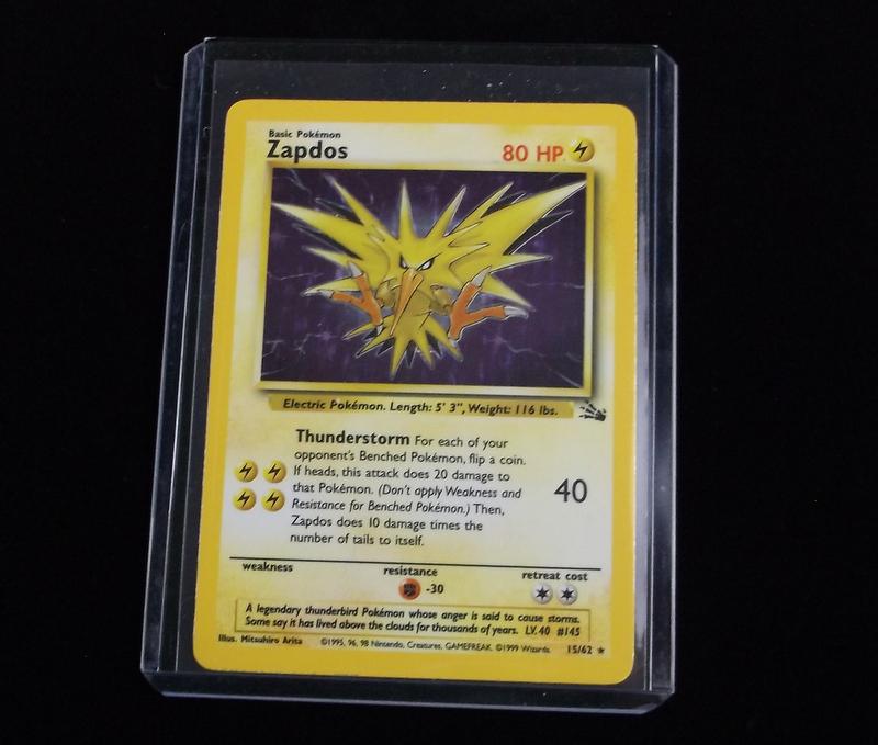 Vintage 1999 Pokemon Zapdos Rare Holo Card Unplayed (1 of 2)