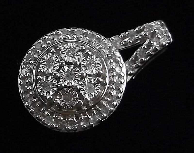 Mint Vintage Sterling Silver Diamond Pendant (1 of 2)