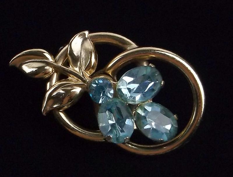 Mint Vintage 1950s Coro Craft Rhinestone Brooch: Mint Condition, In Like New Condition, Perfect