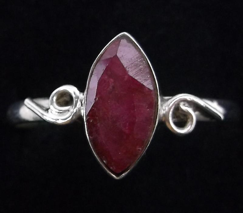 New Sterling Silver 1.5ct Ruby Ring Size 8.5 (1 of 2)