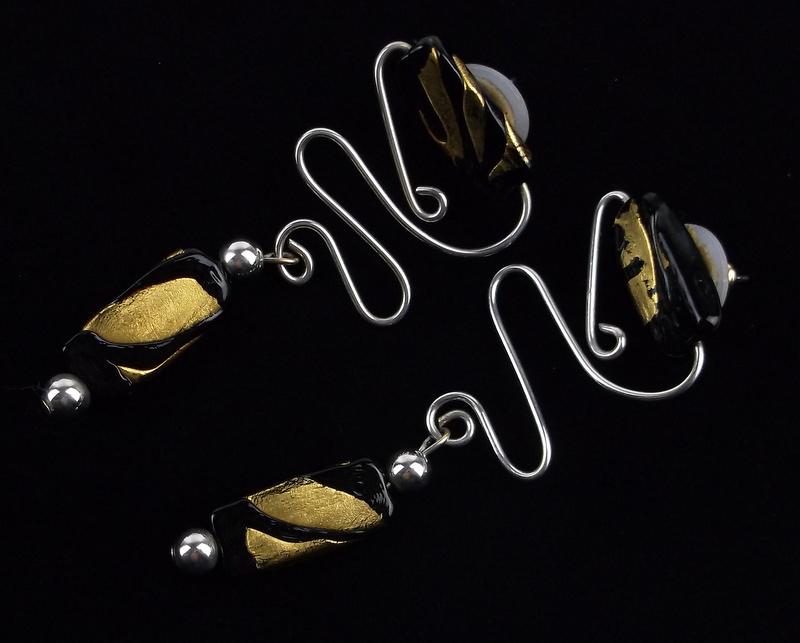 Mint Vintage Sterling Silver Art Glass Drop Earrings (1 of 2)