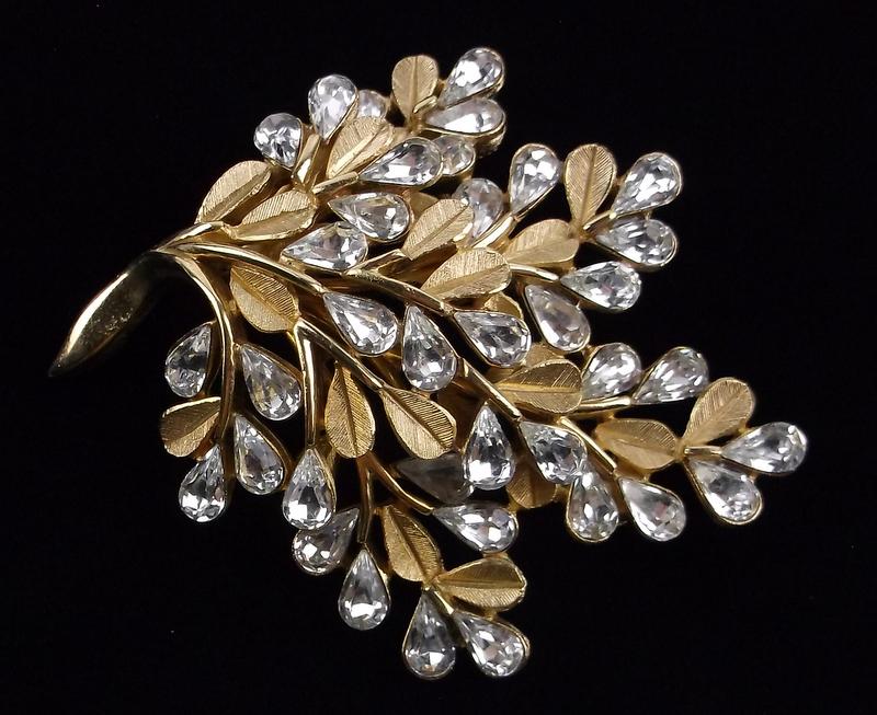 Mint Vint 1950s Crown Trifari Rhinestone Brooch: Mint Condition, In Like New Condition, Perfect