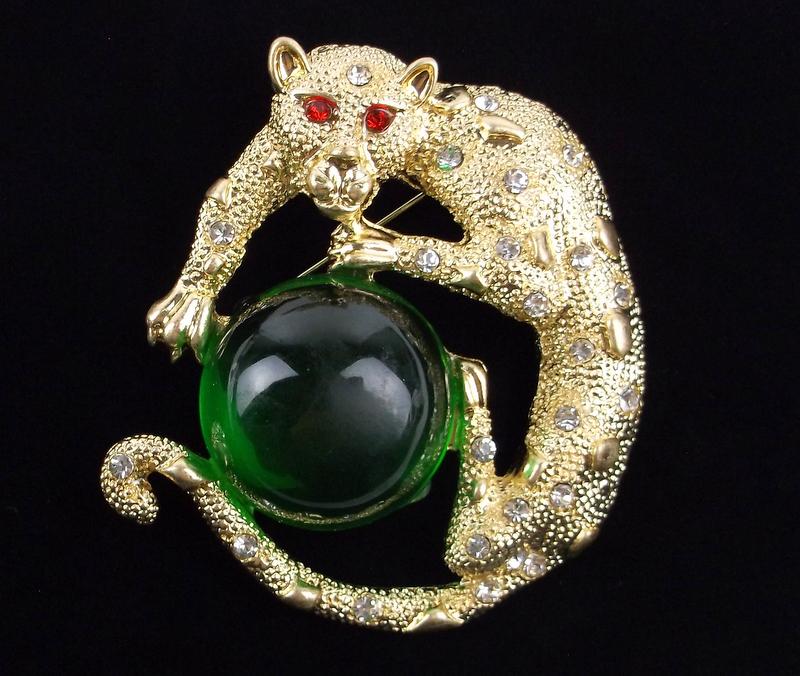 Big Mint Jelly Belly Rhinestone Leopard Brooch (1 of 2)