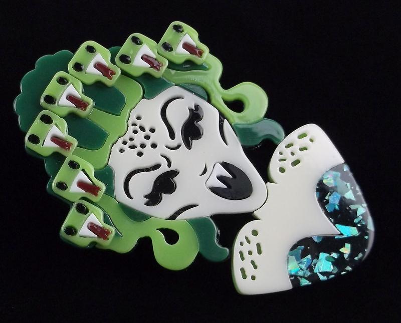 Big Mint Lucite Medusa Snake Brooch 3D (1 of 2)
