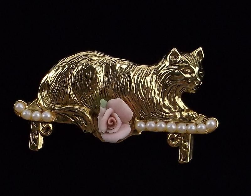 Vintage Rose Cat Brooch (1 of 2)