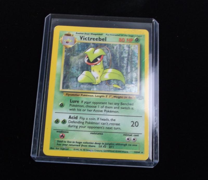 Vintage 1999 Pokemon Victreebel Rare Holo Card: A Vintage Pokemon Original Card in Top Loader and penny sleeve