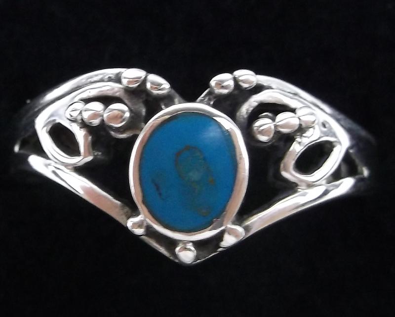 Mint Sterling Silver Turquoise Ring Size 8 (1 of 2)