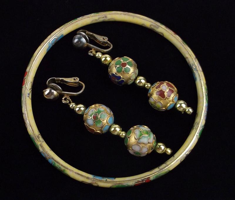 Stunning Vintage Cloisonne Bracelet Earrings Set (1 of 2)