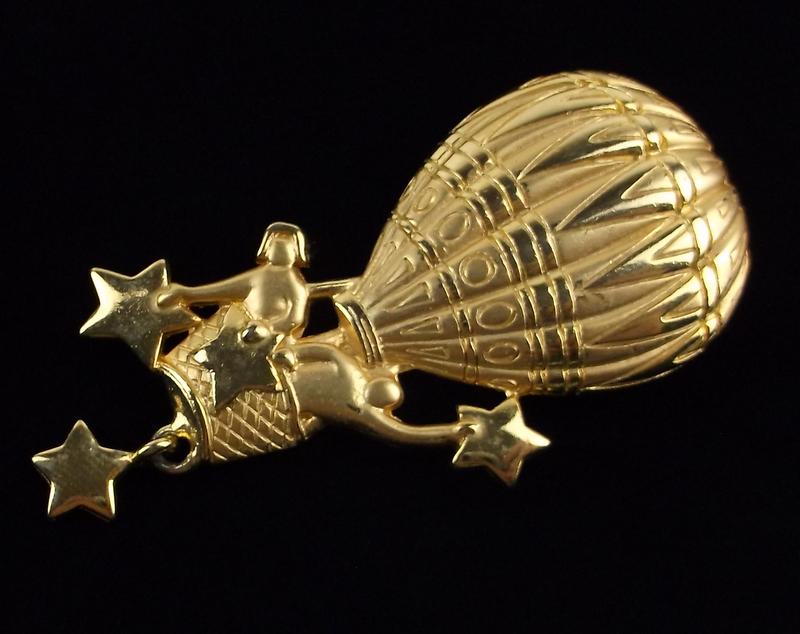 Mint Vintage Hot Air Balloon Brooch (1 of 3)
