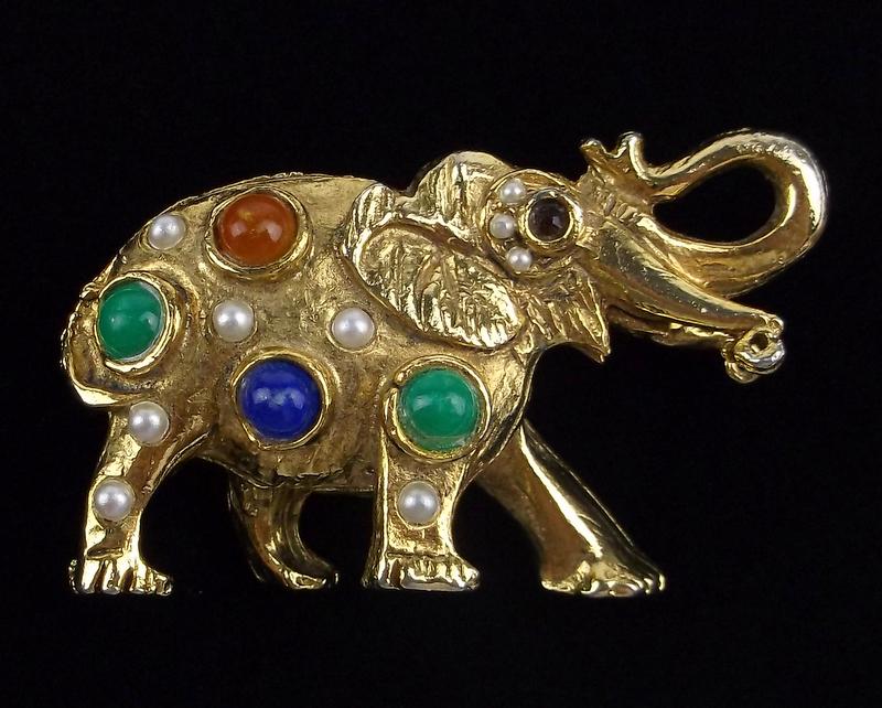 Mint Vintage 1950s Designer Elephant Brooch (1 of 3)