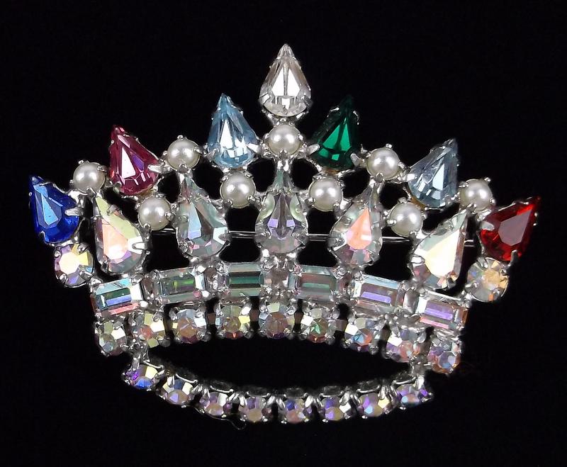Mint Vintage B David Rhinestone Crown Brooch (1 of 3)