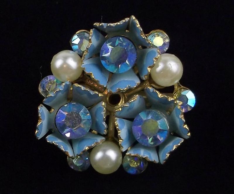 Mint Vintage 1950s Coro Craft Rhinestone Brooch: Mint Condition, In Like New Condition, Perfect