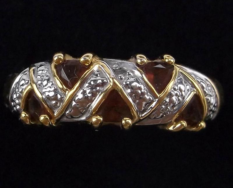 Stunning Vintage Diamond Garnet Cocktail Ring 6 (1 of 3)