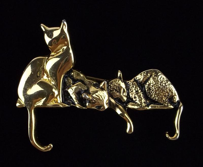 Mint Vintage 3 Cat Brooch (1 of 3)