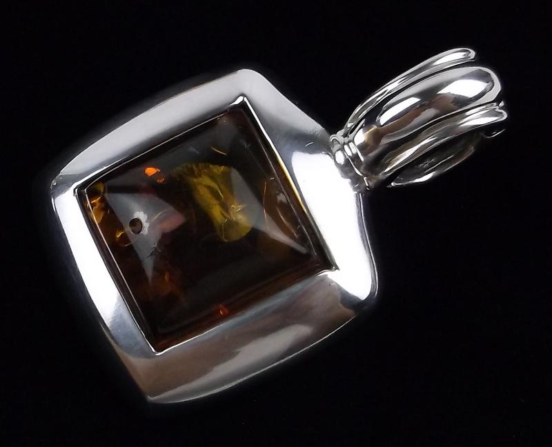 Mint Vint Heavy Sterling Silver Genuine Amber Pendant (1 of 3)