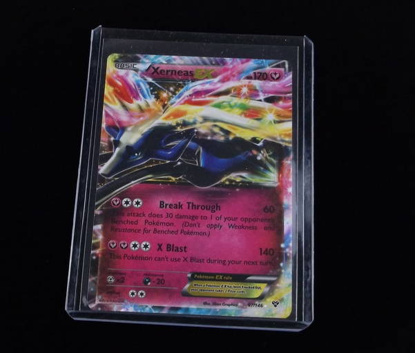 Pokemon Mewtwo V 30 Pokemon Go Ultra Rare Holo Card + Top Loader