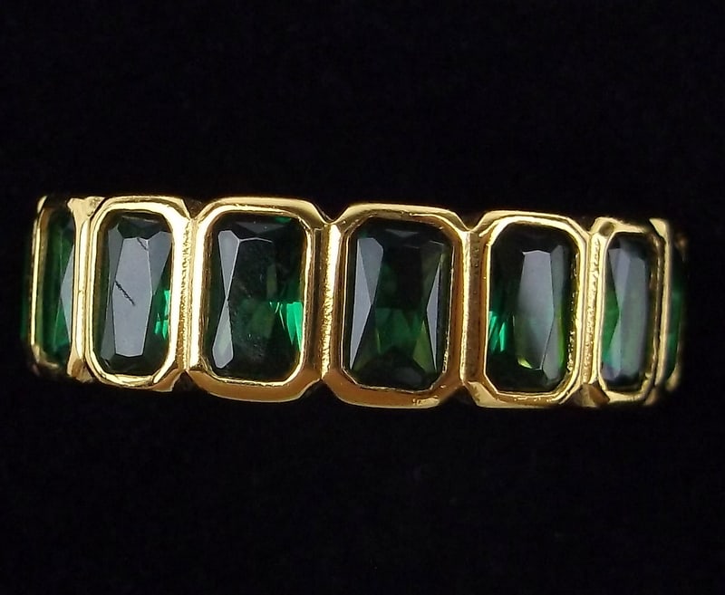 New Designer Sterling Silver Surround Ring Size 6 (1 of 2)