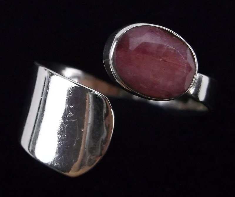 New Sterling Silver 2ct Ruby Adjustable Ring Size 6-9 (1 of 2)