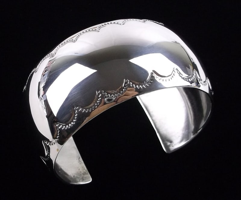 Big Navajo Carolyn Nez Sterling Silver Cuff Bracelet 6-7.5" (1 of 6)