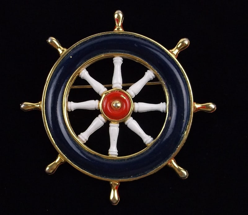 Stunning Vint Designer Enameled Ships Wheel Brooch (1 of 3)