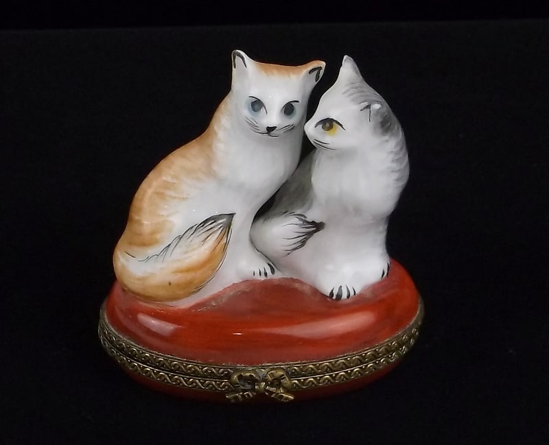 RARE Mint Vint Limoges Peint Mein Cat Trinket Box (1 of 6)