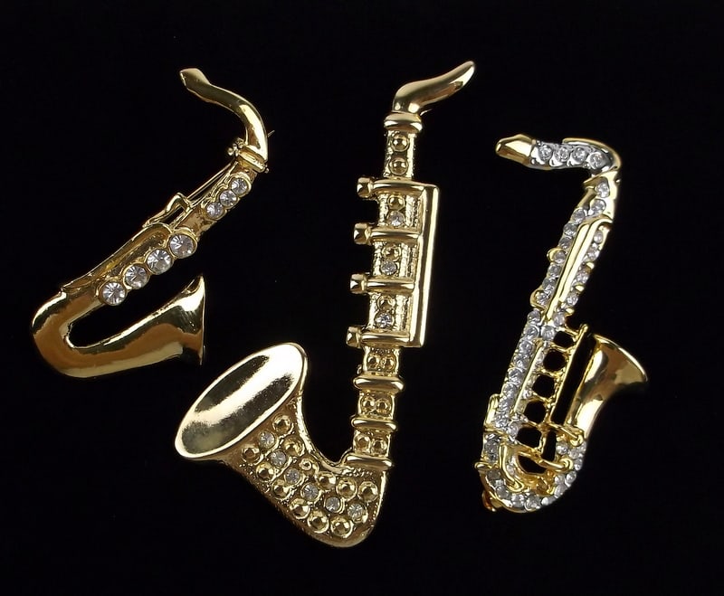 New Vintage Rhinestone Saxophone Music Brooch Lot: Mint Condition, In Like New Condition, Perfect