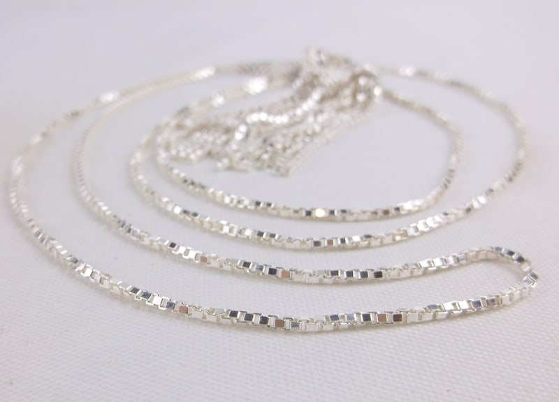 New Vintage Heavy Sterling Silver Box Chain Necklace 32" (1 of 3)