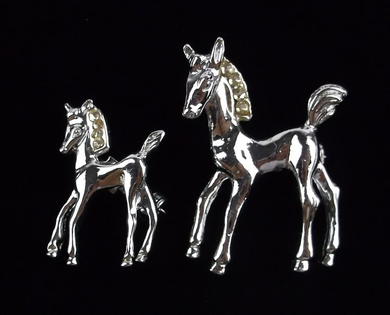 Mint Vintage 1950s Rhinestone Horse Brooch Set (1 of 3)