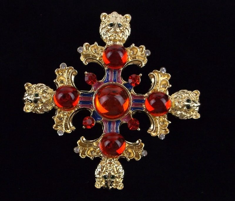 Big Mint Enameled Jelly Belly Rhinestone Lion Brooch (1 of 2)