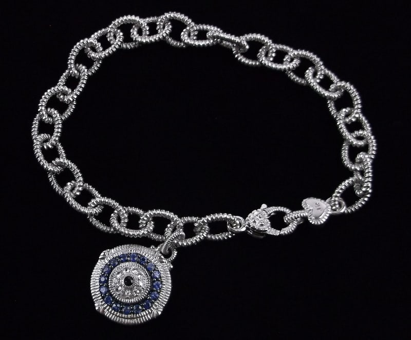 New Judith Ripka Sterling Silver Blue Topaz Bracelet 8": Solid Sterling Silver Guaranteed, in Brand New Never Worn Condition.