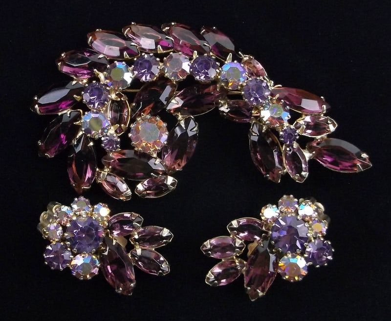 Mint Vint 1950s Weiss Rhinestone Brooch Earrings Set (1 of 3)