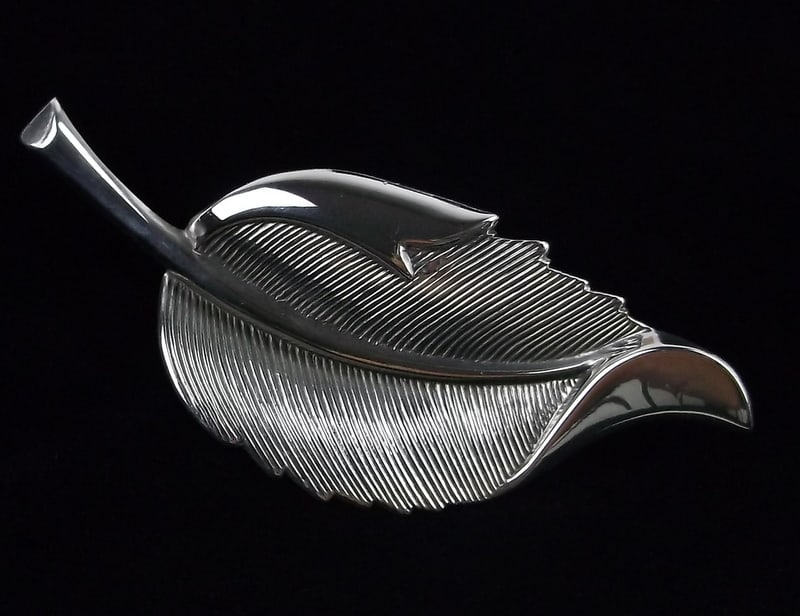 Mint Vintage 1950s Beau Sterling Silver Leaf Brooch (1 of 3)