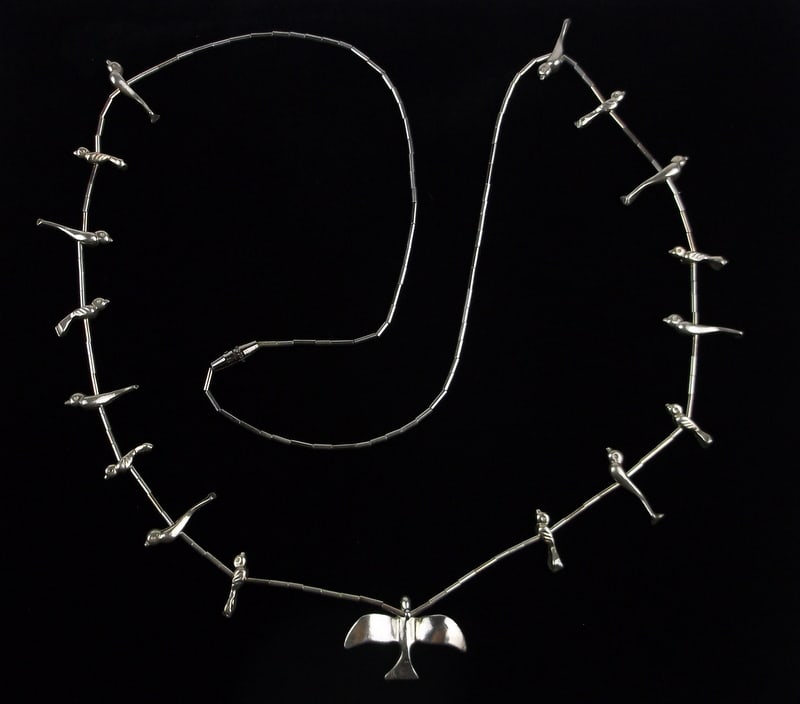 Mint Vint Zuni Sterling Silver Bird Fetish Necklace 24" (1 of 3)