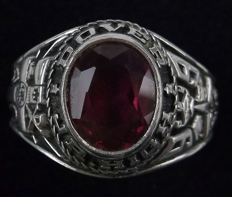 Mint Vintage 1999 2ct Ruby School Ring Size 8.5 (1 of 4)