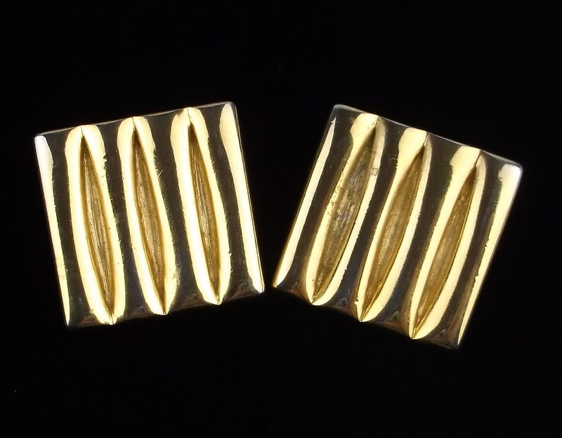 Stunning Vint Ervin Pearl Designer Earrings Set: excellent condition
