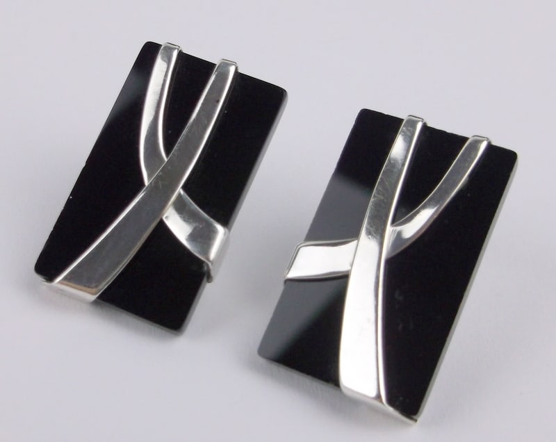 Navajo Thomas Tso Sterling Silver Onyx Earrings (1 of 4)