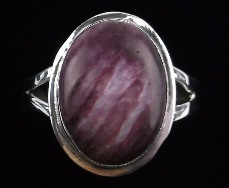 Mint Navajo Tom Sam Sterling Silver Spiny Oyster Ring 8: handmade Genuine Navajo Sterling Silver in Excellent Condition