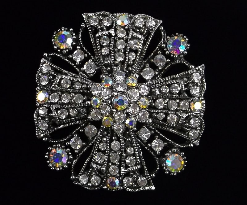 Mint Vintage 1960s Rhinestone Cross Brooch (1 of 3)