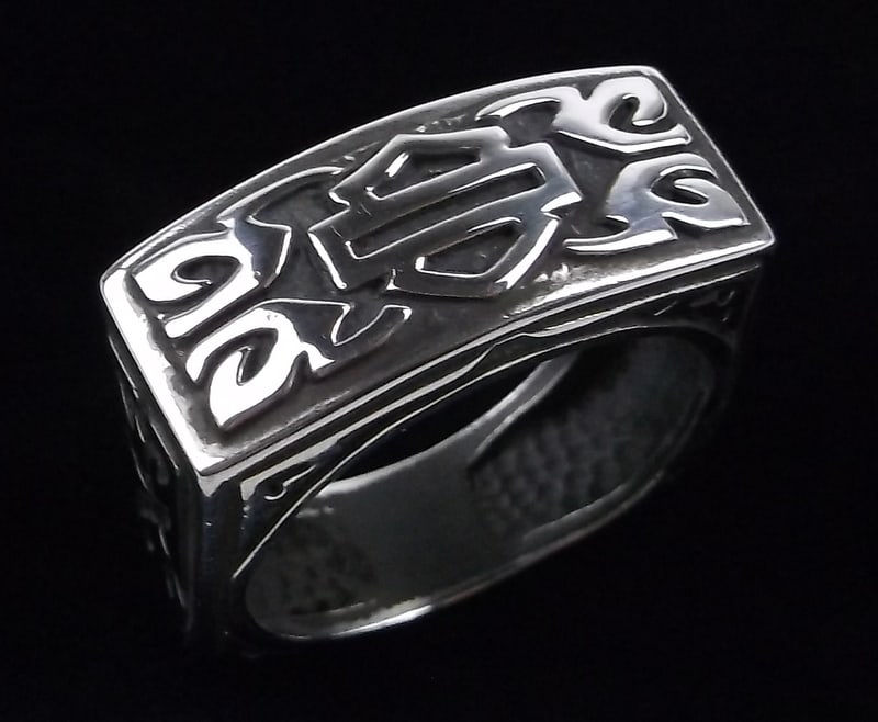 Mint MOD Harley Davidson Sterling Motorcycle Ring 9.5 (1 of 4)