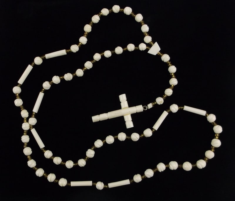 Mint Vintage 1950s Catholic Rosary 24" Very Nice: excellent condition