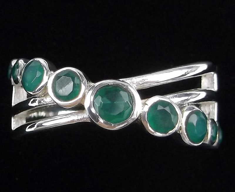 Mint Designer Sterling Silver Emerald Ring Size 8 (1 of 4)