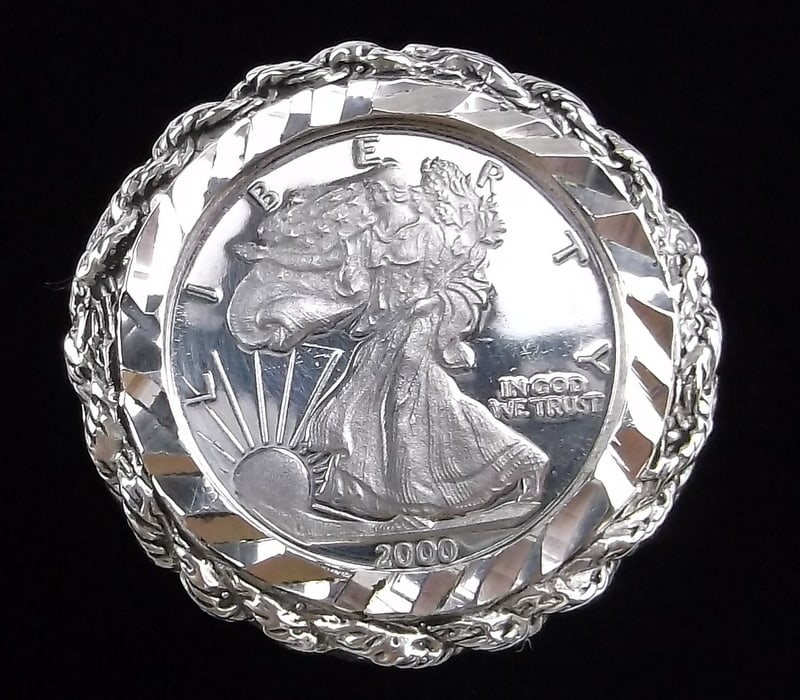 Mint Sterling Silver .999 Fine Silver Walking Liberty Coin Ring 7 (1 of 4)