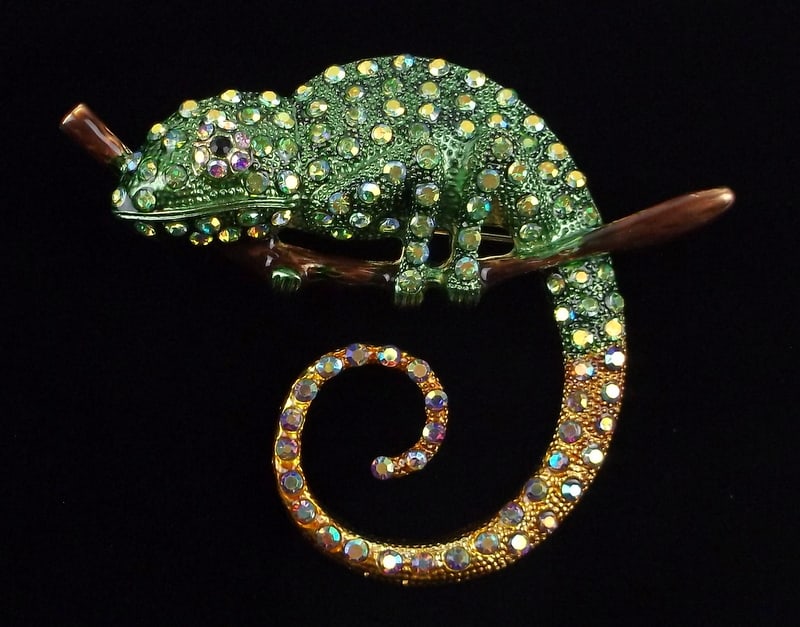 Mint Enameled Rhinestone Chameleon Brooch Big (1 of 2)