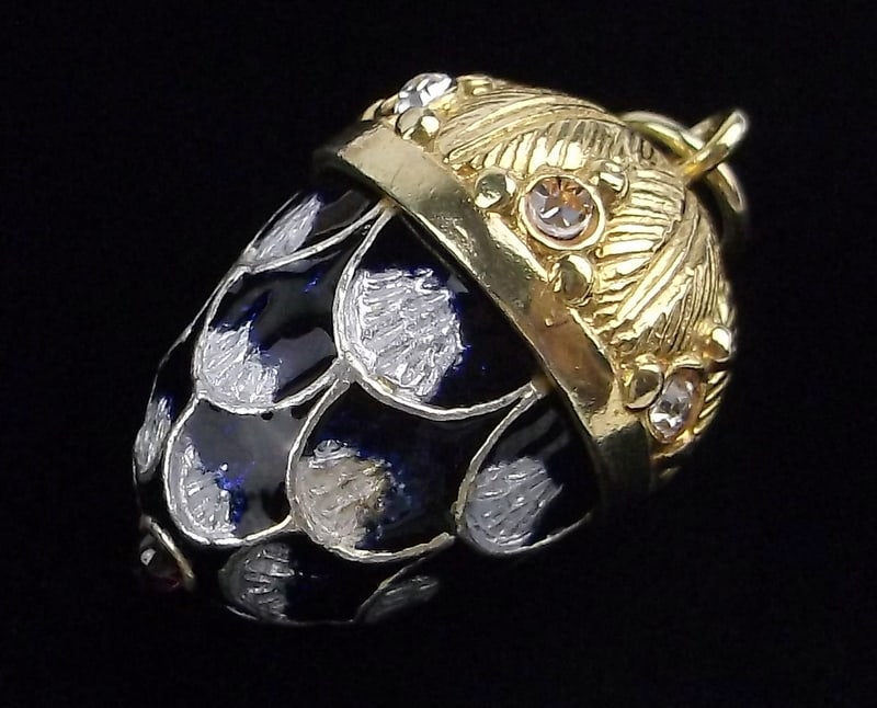 New Vint Heavy Sterling Silver Solid Guilloche Egg Pendant (1 of 4)