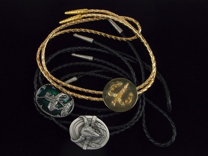 3 Mint Vintage Bolo Tie Lot Southwestern Style (1 of 5)